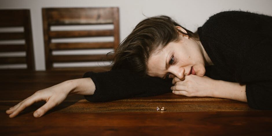 dealing with divorce grief