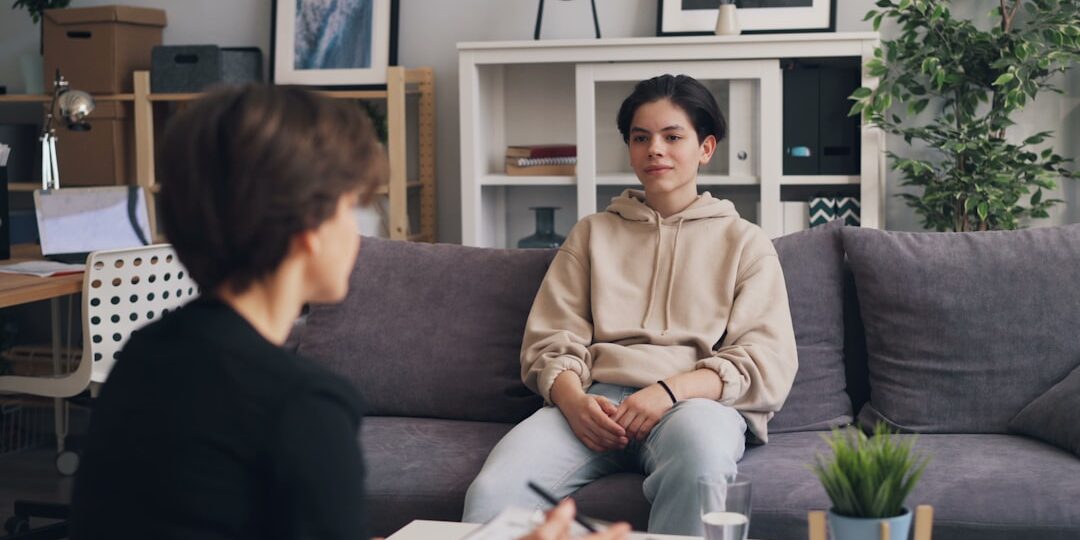 stop-ghosting-your-growth-with-online-attachment-counseling-image attachment issues online therapy session adult on video call with therapist