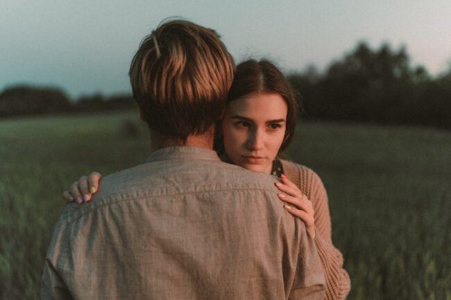 attachment anxiety relationship patterns