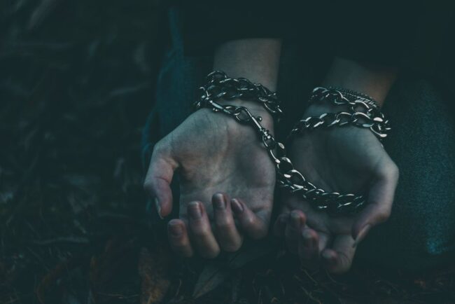 trauma bonding emotional abuse